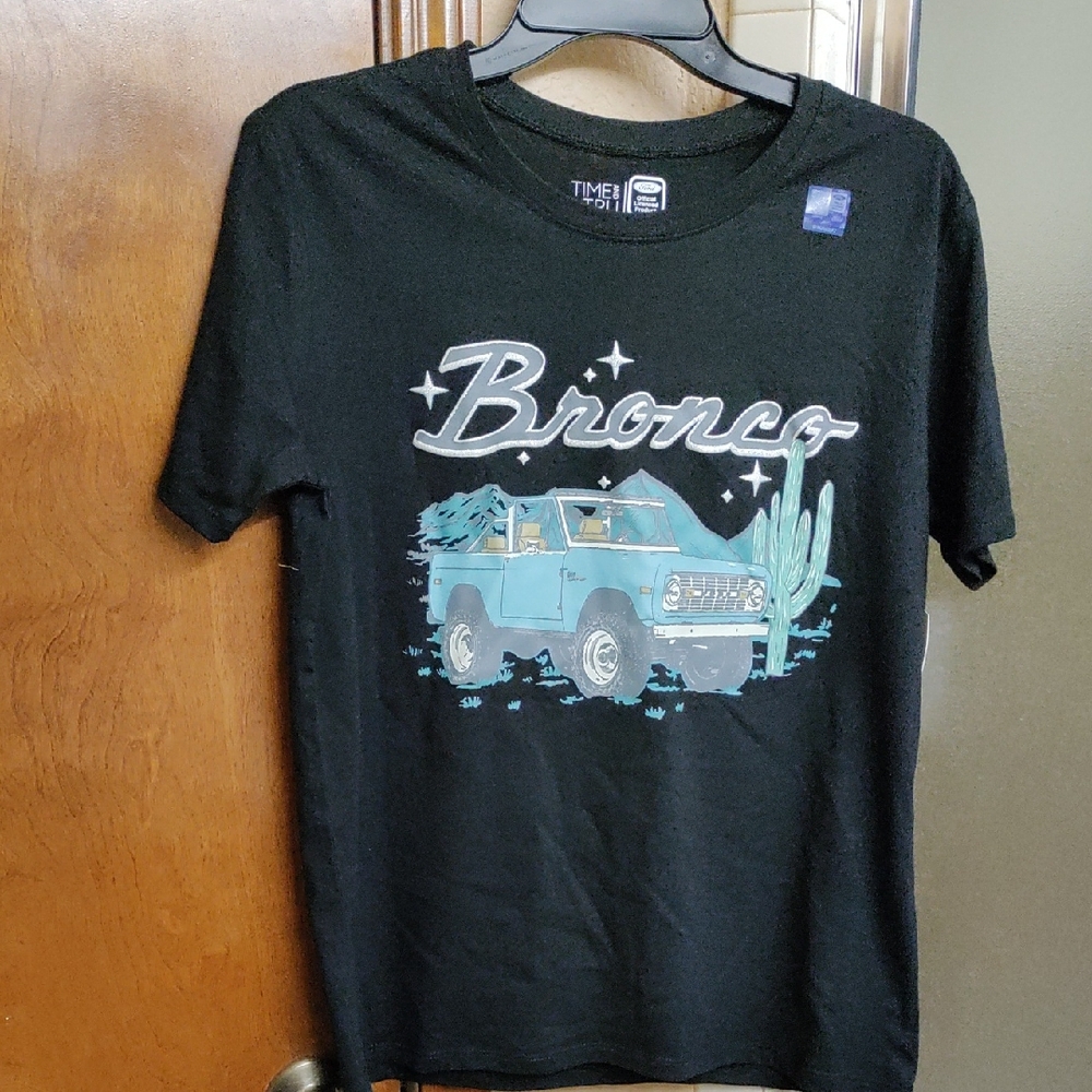 🖤Time And Tru Women's Ford Bronco Graphic Tee